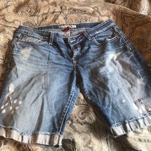 Buckle brand BKE Sabrina shorts